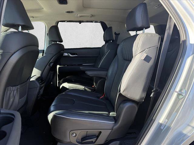 Used 2023 Hyundai Palisade Limited w/ Cargo Package image 17