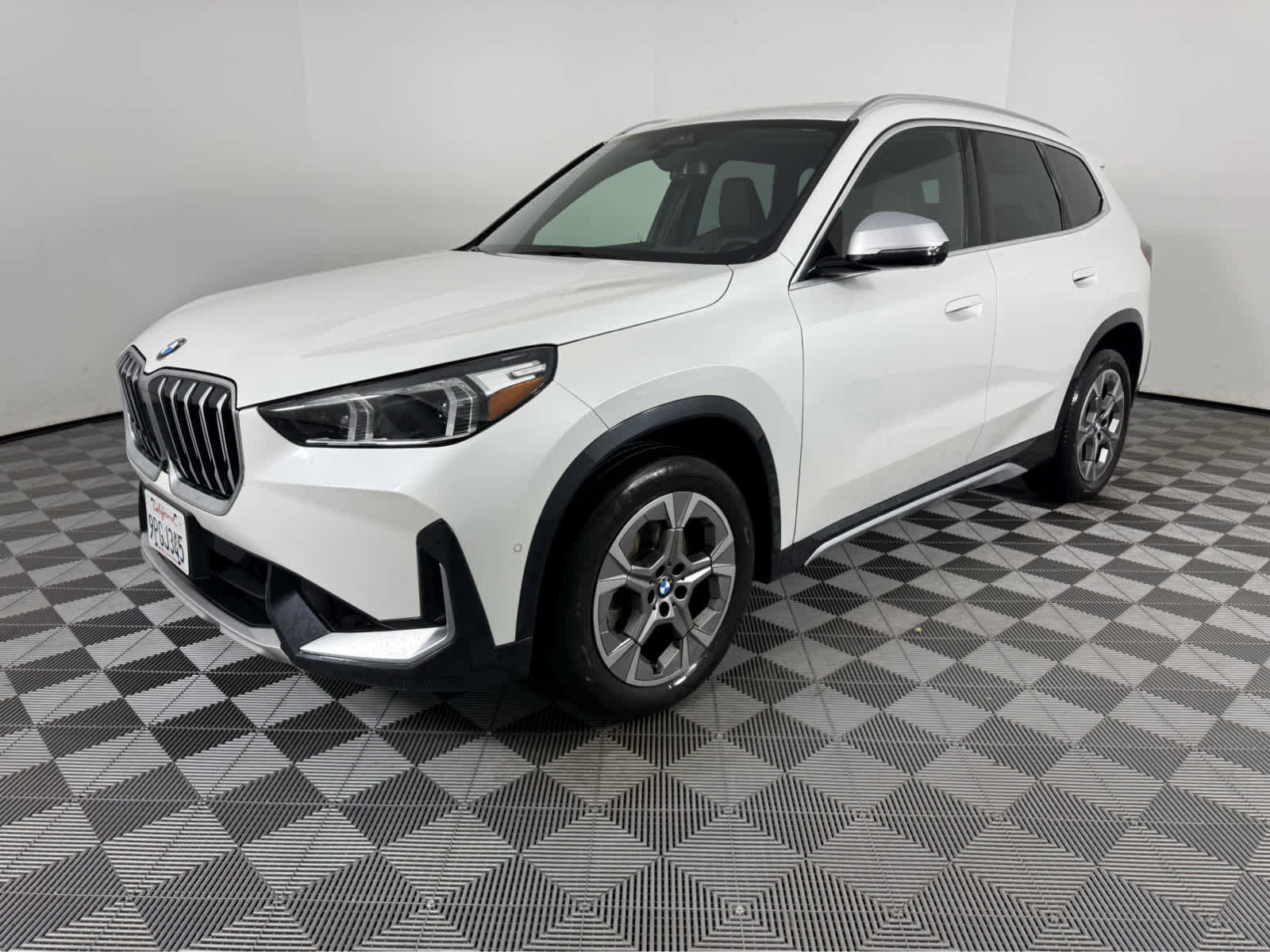 Certified 2023 BMW X1 xDrive28i w/ Premium Package image 7