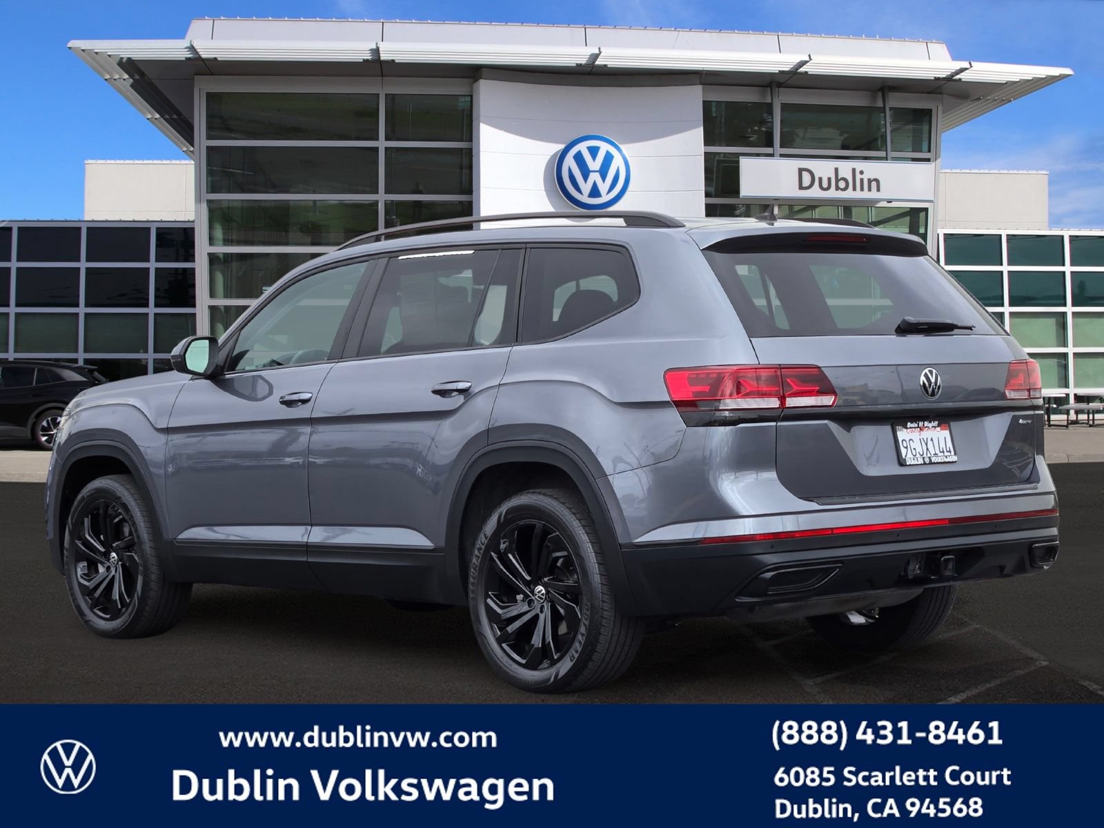 Certified 2023 Volkswagen Atlas SE w/ Panoramic Sunroof Package AWD/4WD image 6
