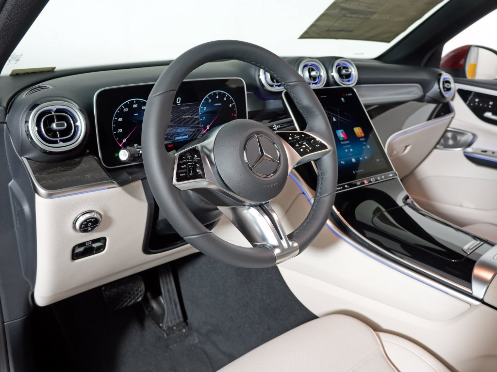 Certified 2026 Mercedes-Benz GLC 300 4MATIC image 11