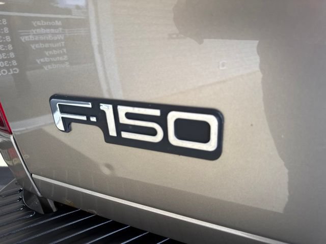 Used 2002 Ford F150 XLT AWD/4WD image 24