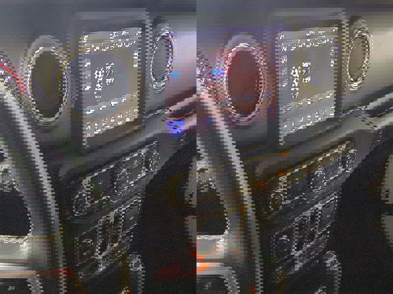 Certified 2018 Jeep Wrangler Unlimited Rubicon image 27