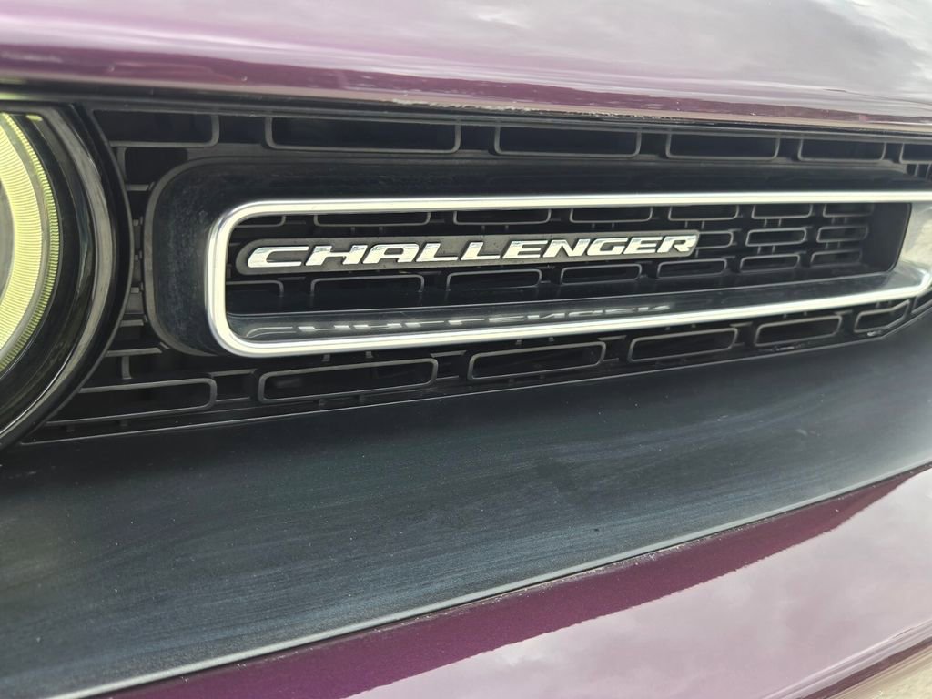 Used 2021 Dodge Challenger SXT image 18