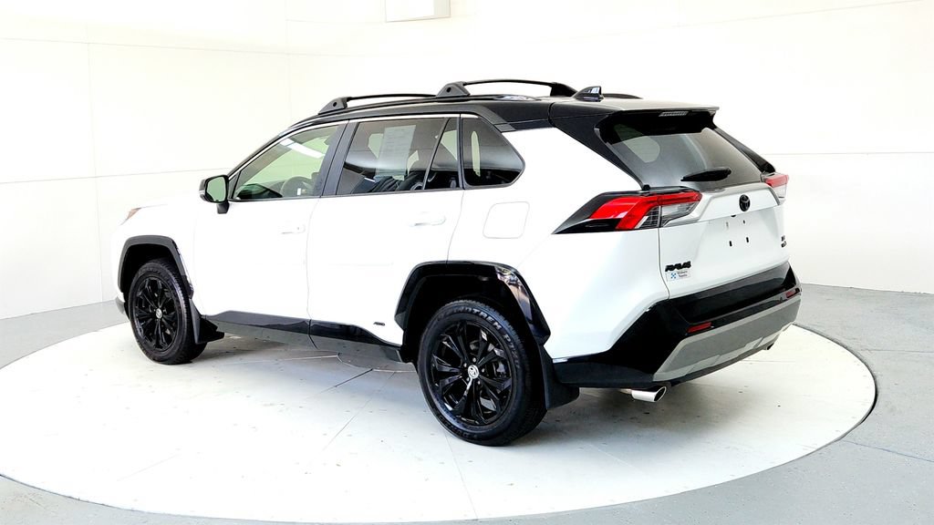 Used 2024 Toyota RAV4 XSE w/ Advanced Technology Package AWD/4WD image 4