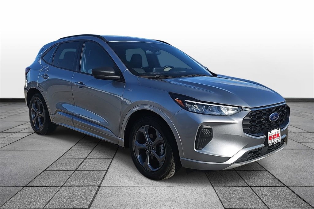 Used 2023 Ford Escape ST-Line image 3
