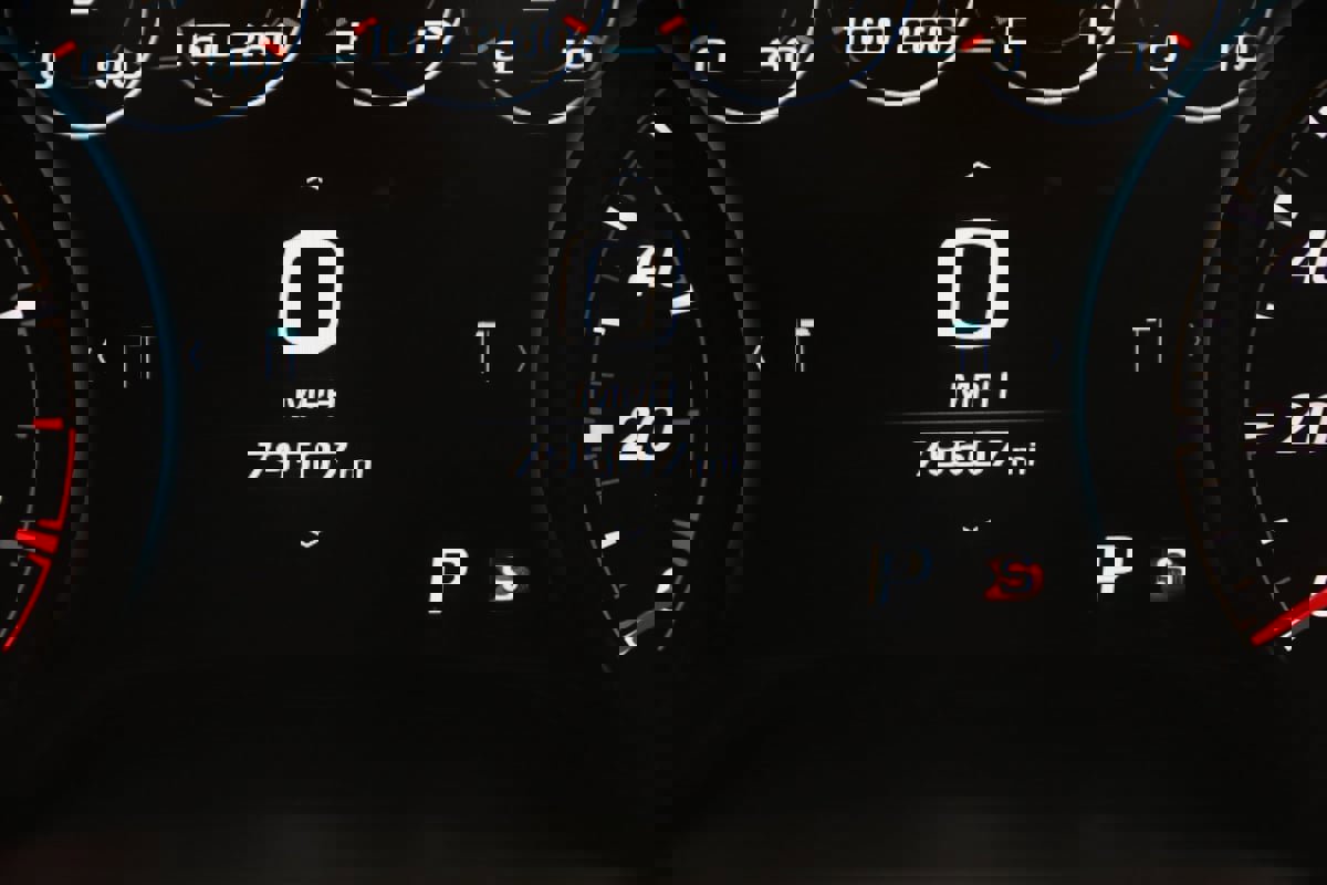 Used 2017 Chevrolet Camaro SS image 47