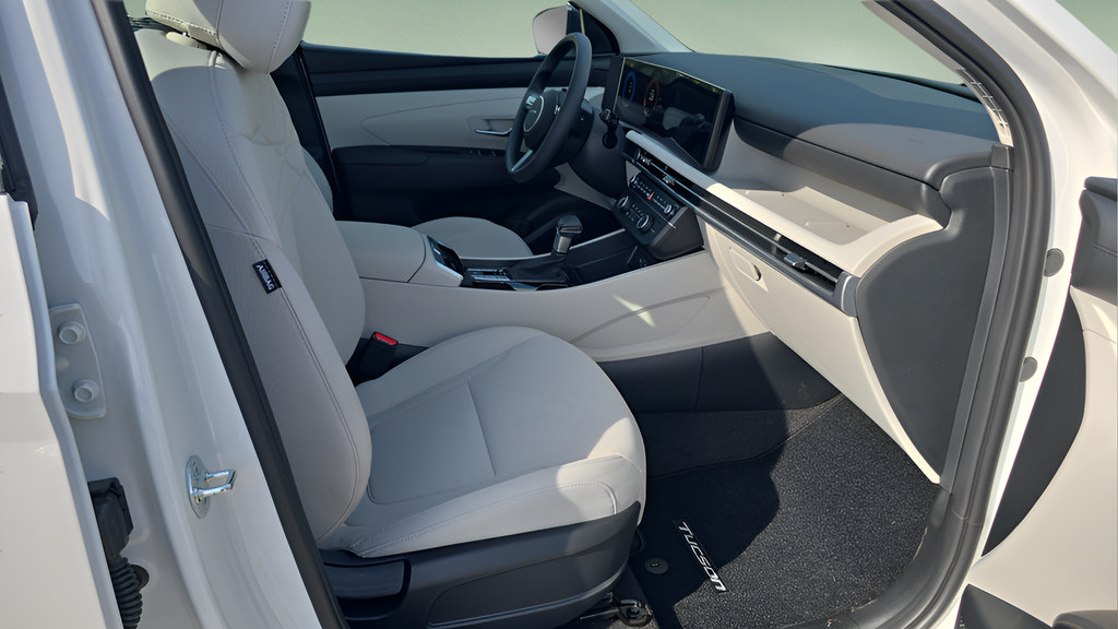 New 2026 Hyundai Tucson SE FWD image 13