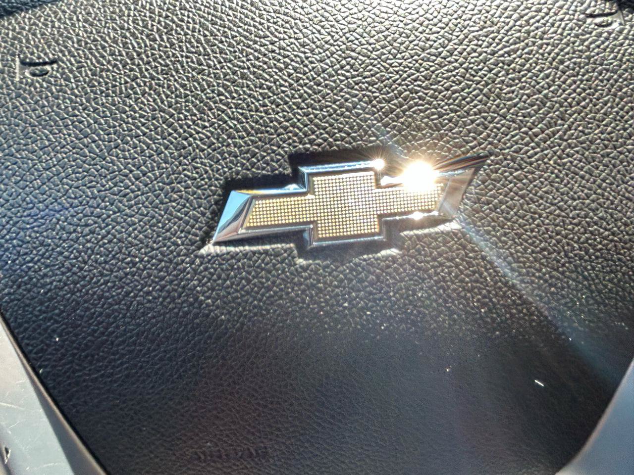 Used 2017 Chevrolet Traverse LT w/ Style and Technology Package FWD image 21