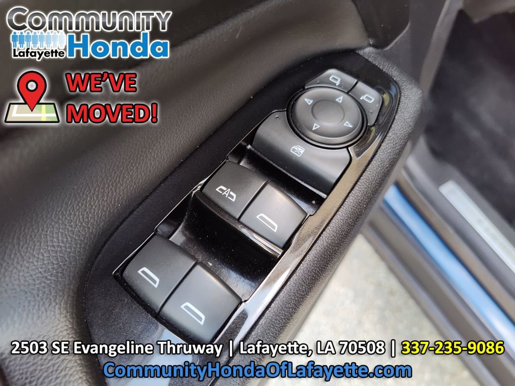 Used 2023 Chevrolet Equinox Premier image 21