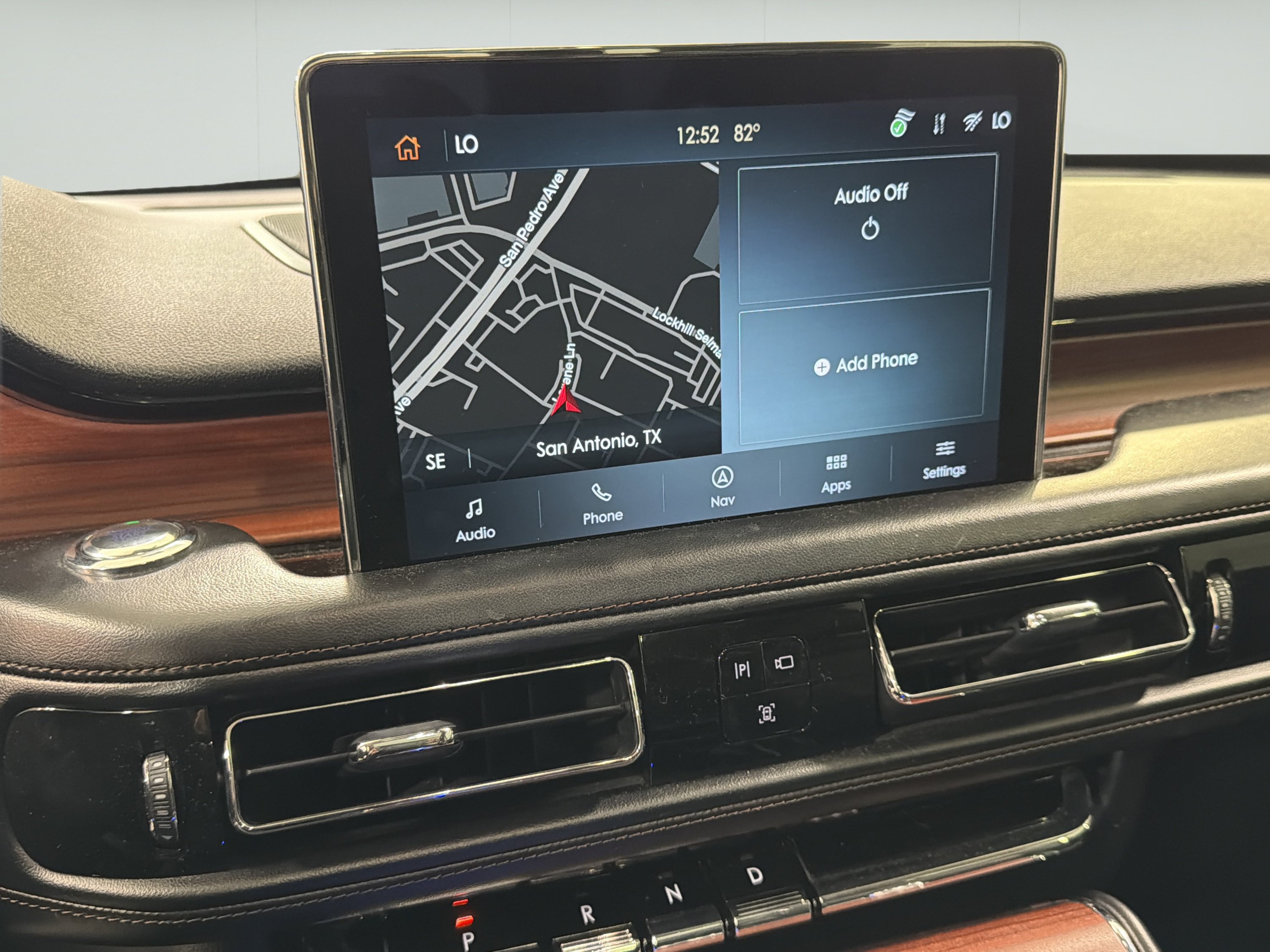 Used 2021 Lincoln Aviator Reserve w/ Equipment Group 210A AWD/4WD image 18
