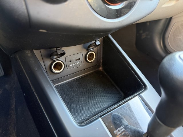 Used 2010 Kia Forte EX FWD image 19