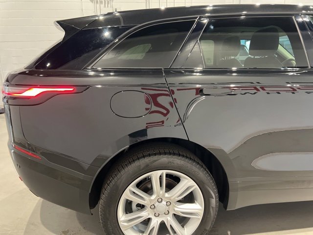 Used 2025 Land Rover Range Rover Velar S image 6