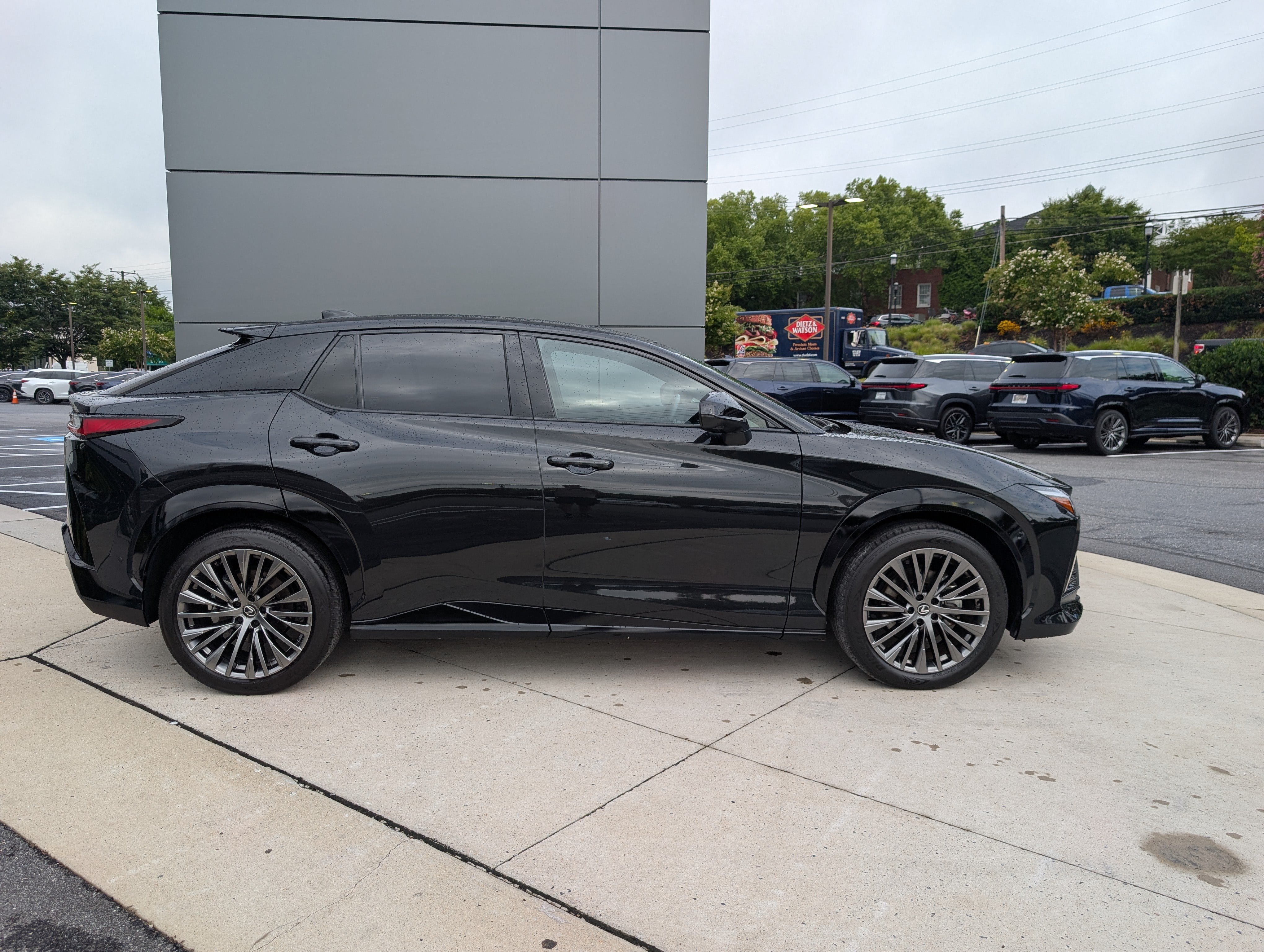Used 2023 Lexus RZ 450e Premium w/ Accessory Package (Z1) AWD/4WD image 2