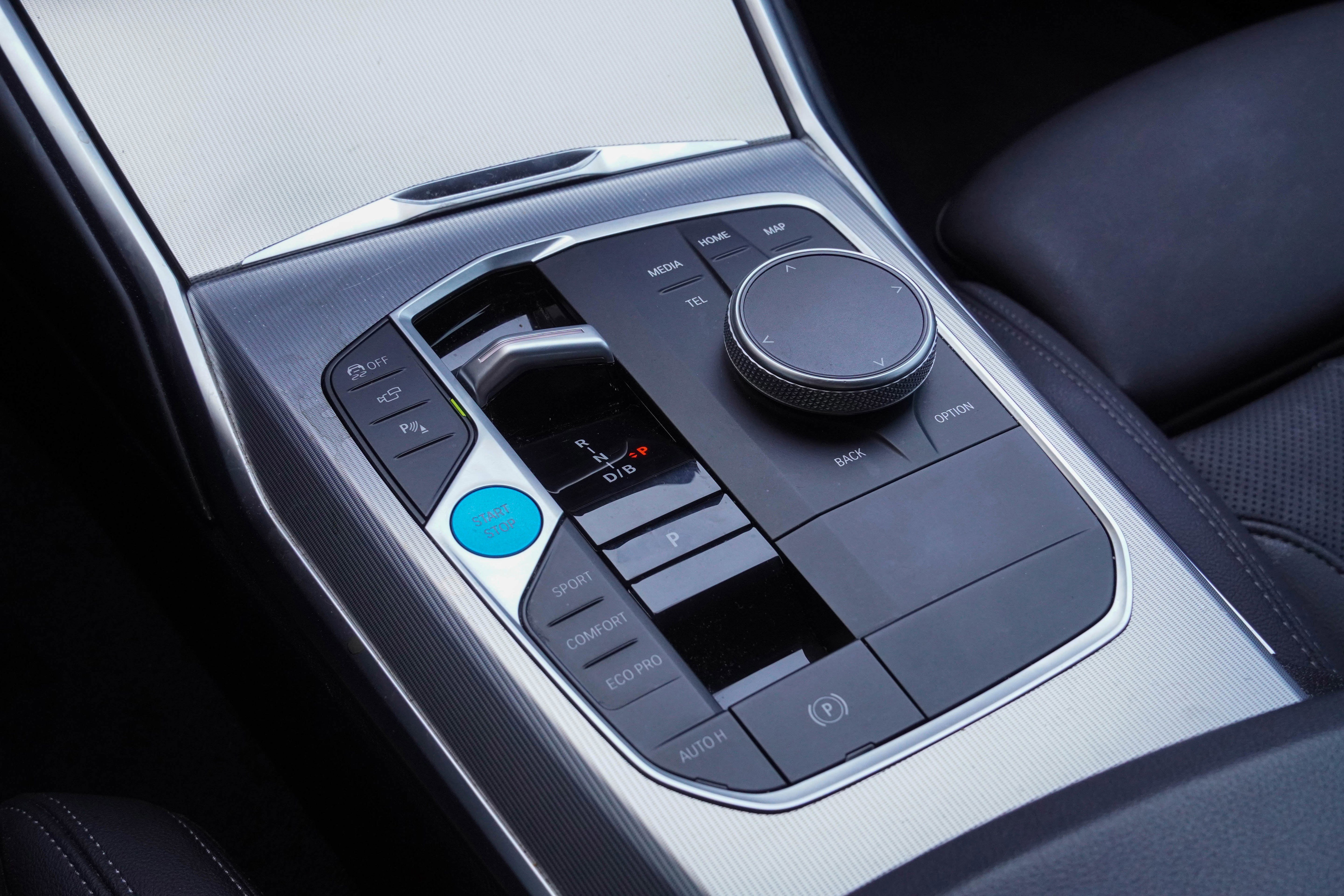 Certified 2023 BMW i4 eDrive35 w/ Premium Package RWD image 29