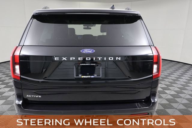 Used 2025 Ford Expedition Active image 7