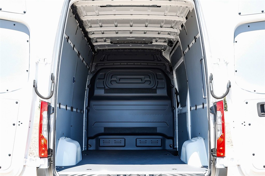 New 2025 Mercedes-Benz Sprinter 2500 image 23
