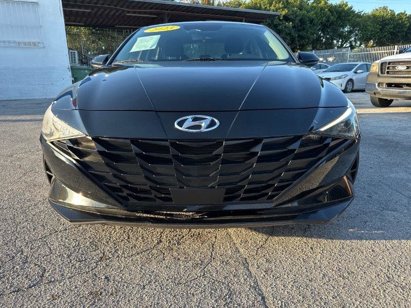 Used 2023 Hyundai Elantra SEL w/ Convenience Package FWD image 8