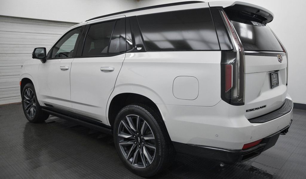 Used 2022 Cadillac Escalade Sport Platinum AWD/4WD image 5