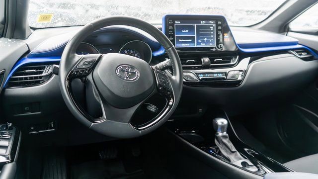 Used 2022 Toyota C-HR XLE FWD image 29