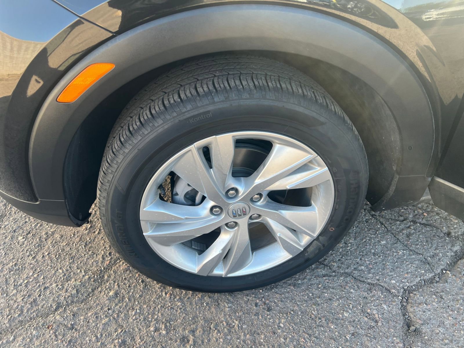 Used 2025 Buick Encore GX Preferred image 30