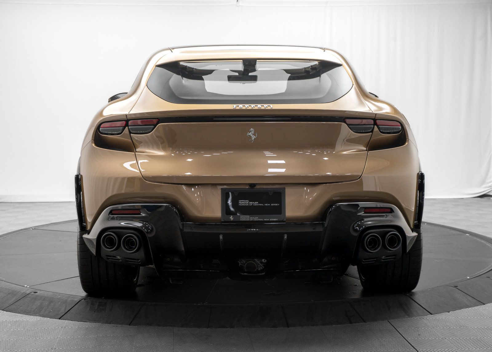 Used 2025 Ferrari Purosangue AWD/4WD image 6