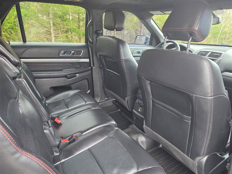Used 2017 Ford Explorer Sport AWD/4WD image 27