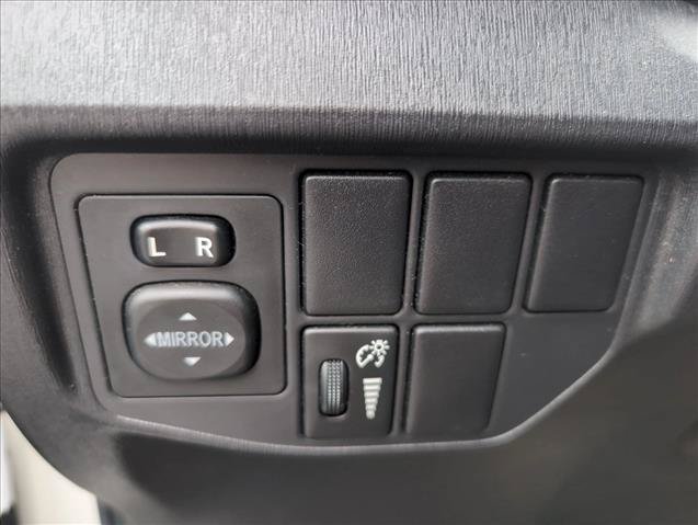 Used 2015 Toyota Prius Two FWD image 20