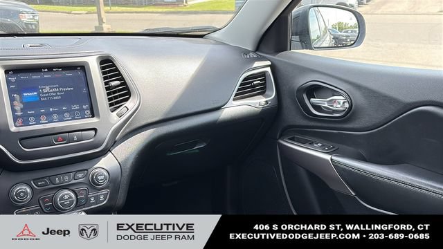 Used 2022 Jeep Cherokee Latitude Lux w/ Sun & Sound Group AWD/4WD image 25