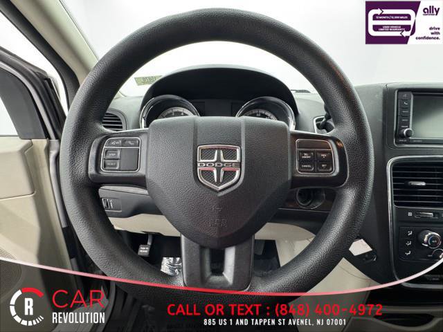 Used 2019 Dodge Grand Caravan SE w/ UConnect Hands-Free Group image 14