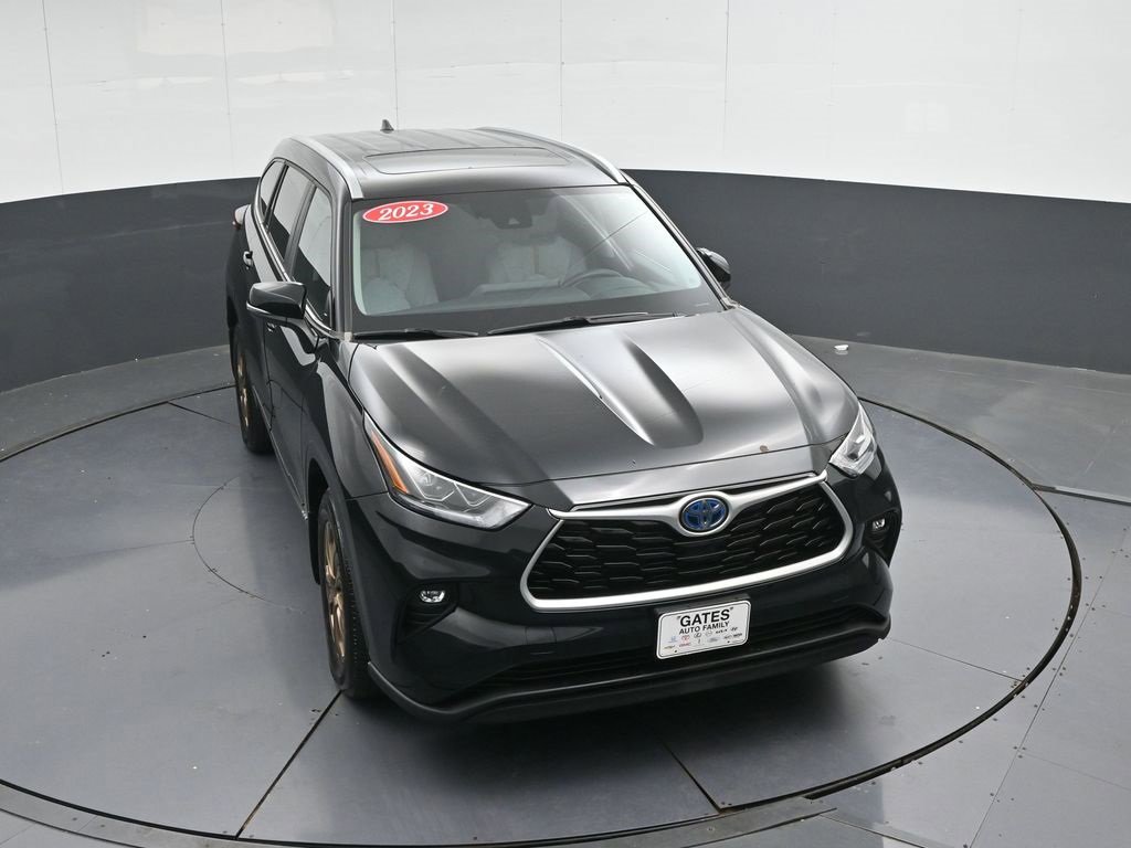 Used 2023 Toyota Highlander Bronze Edition image 43