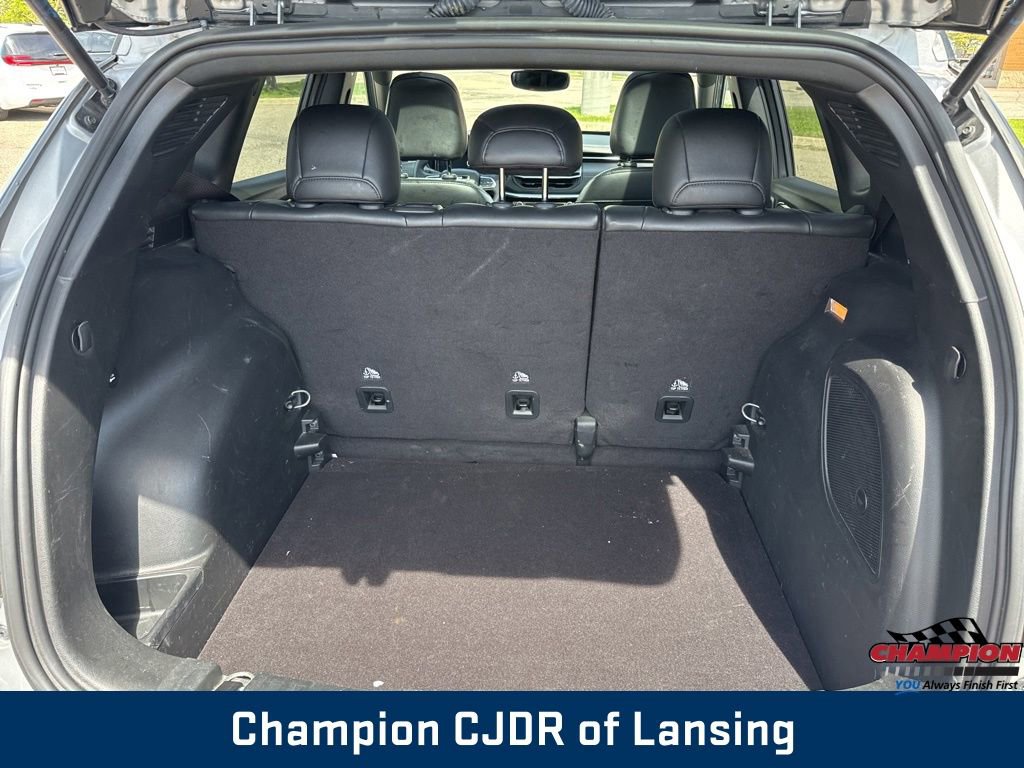 Used 2023 Jeep Compass High Altitude AWD/4WD image 37