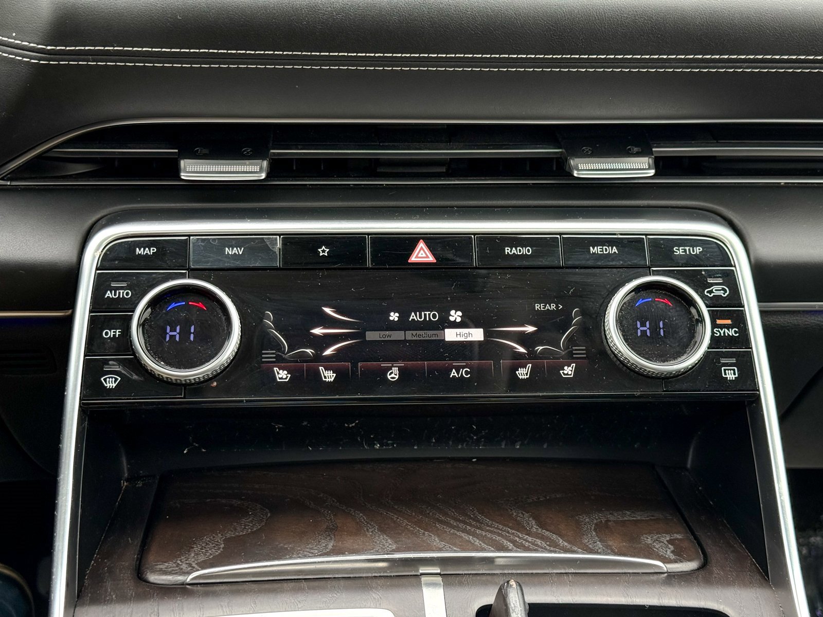 Used 2021 Genesis GV80 2.5T image 28