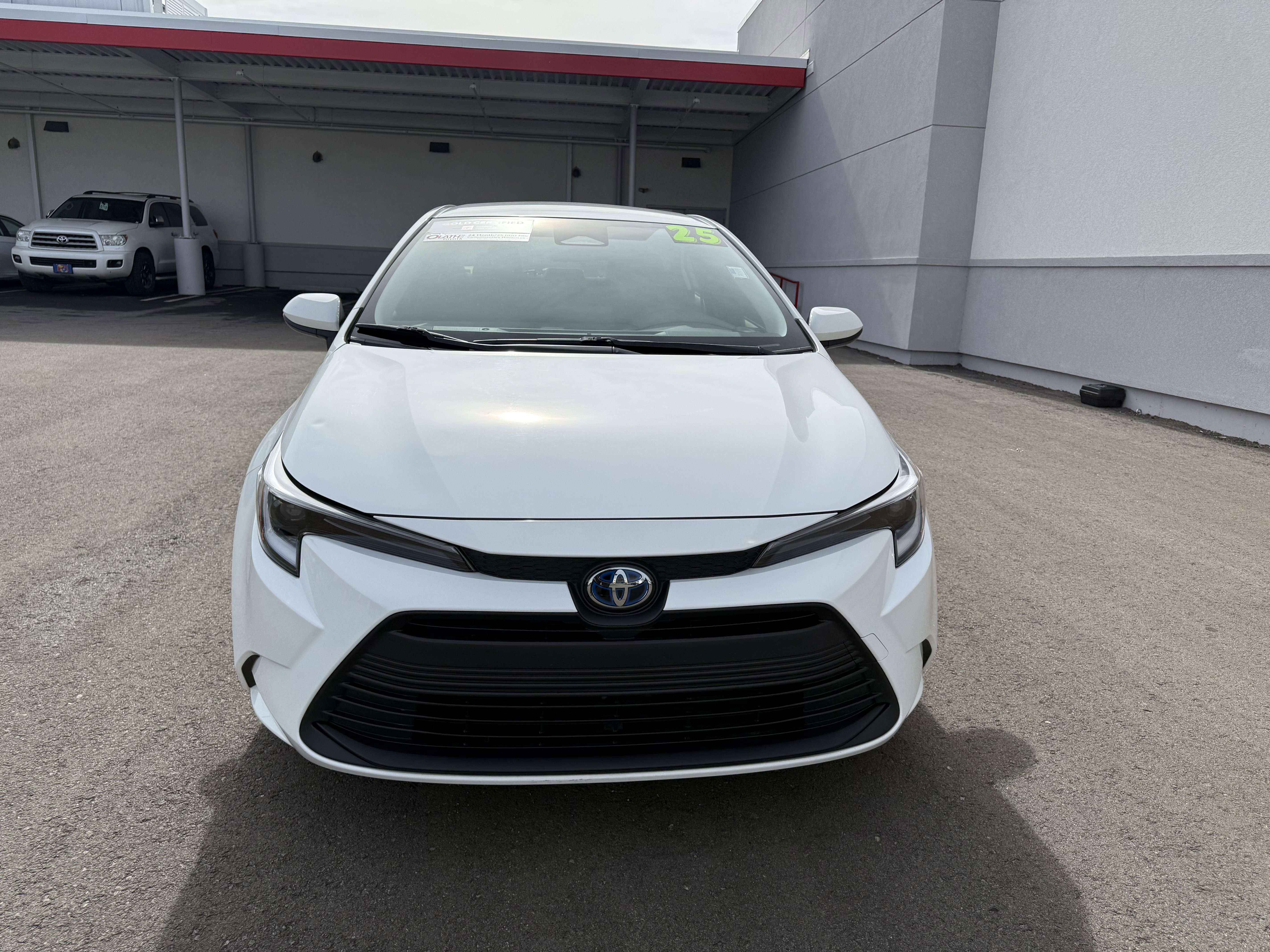Certified 2025 Toyota Corolla LE image 9