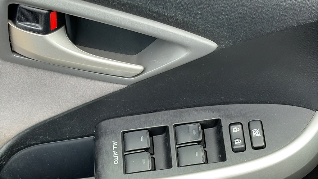 Used 2015 Toyota Prius Prime Plug-In Hybrid FWD image 10