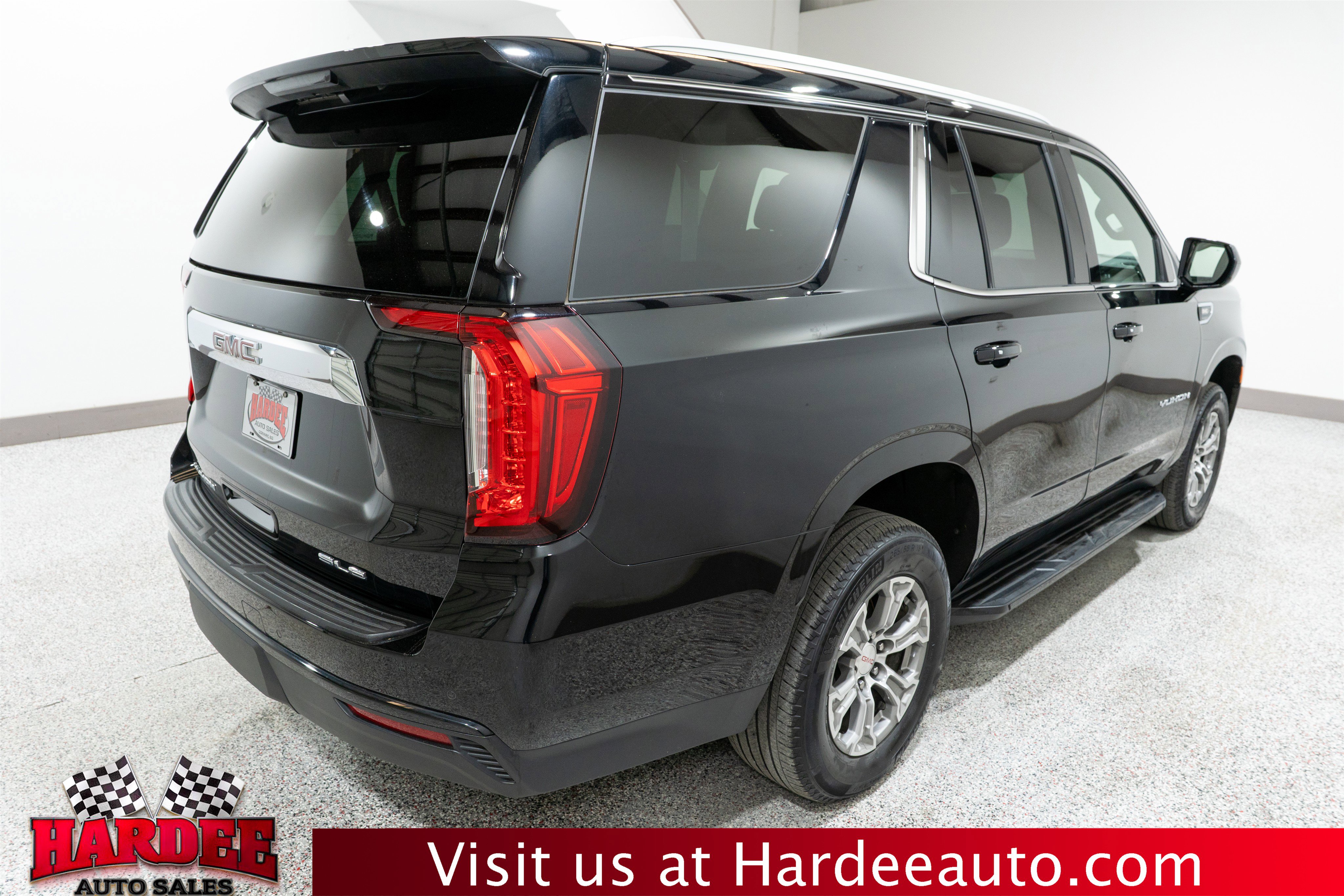 Used 2023 GMC Yukon SLE w/ Gmc Pro Safety Plus Package image 5