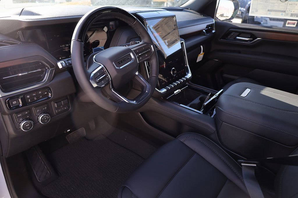 New 2026 GMC Yukon XL Denali w/ Denali Reserve Package image 12