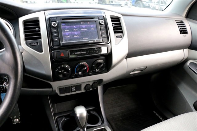 Used 2015 Toyota Tacoma PreRunner image 16