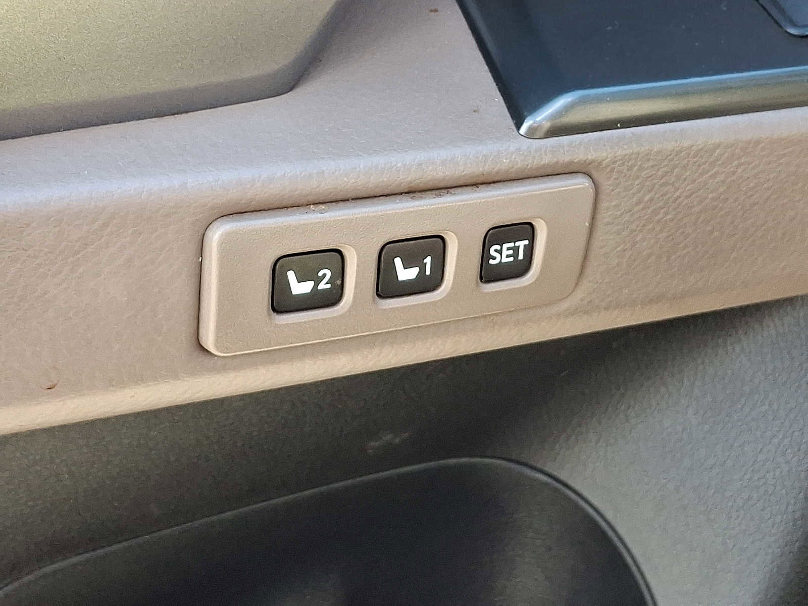 Used 2023 Lexus GX 460 Premium image 25