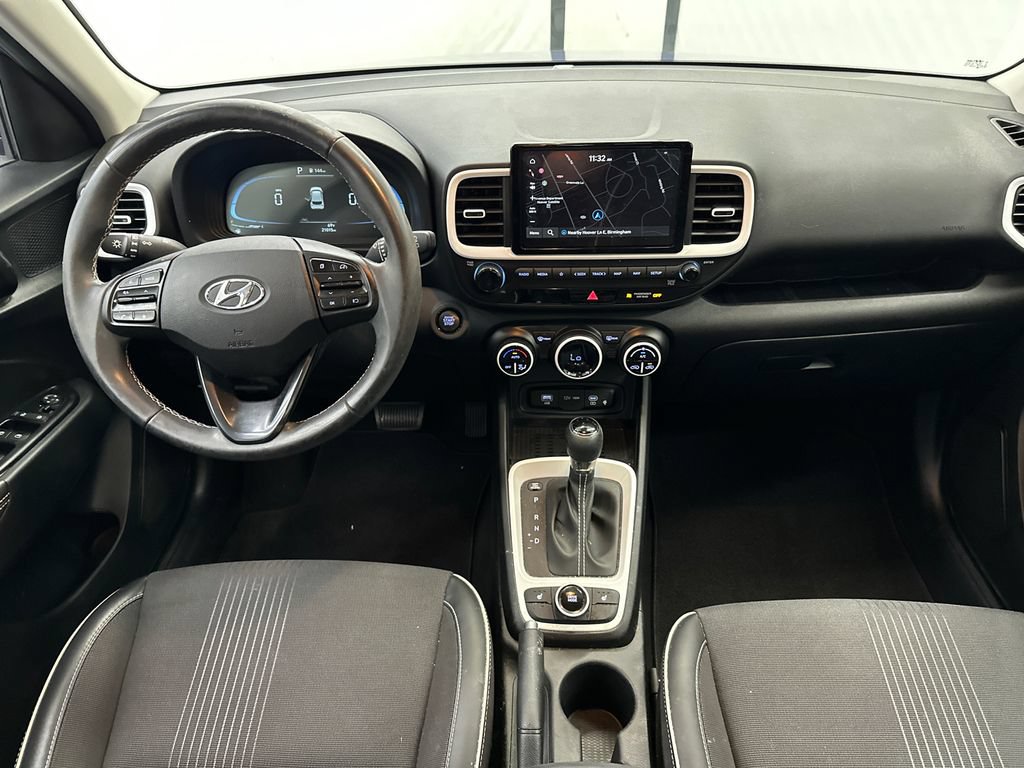 Used 2023 Hyundai Venue Limited w/ Cargo Package FWD image 21