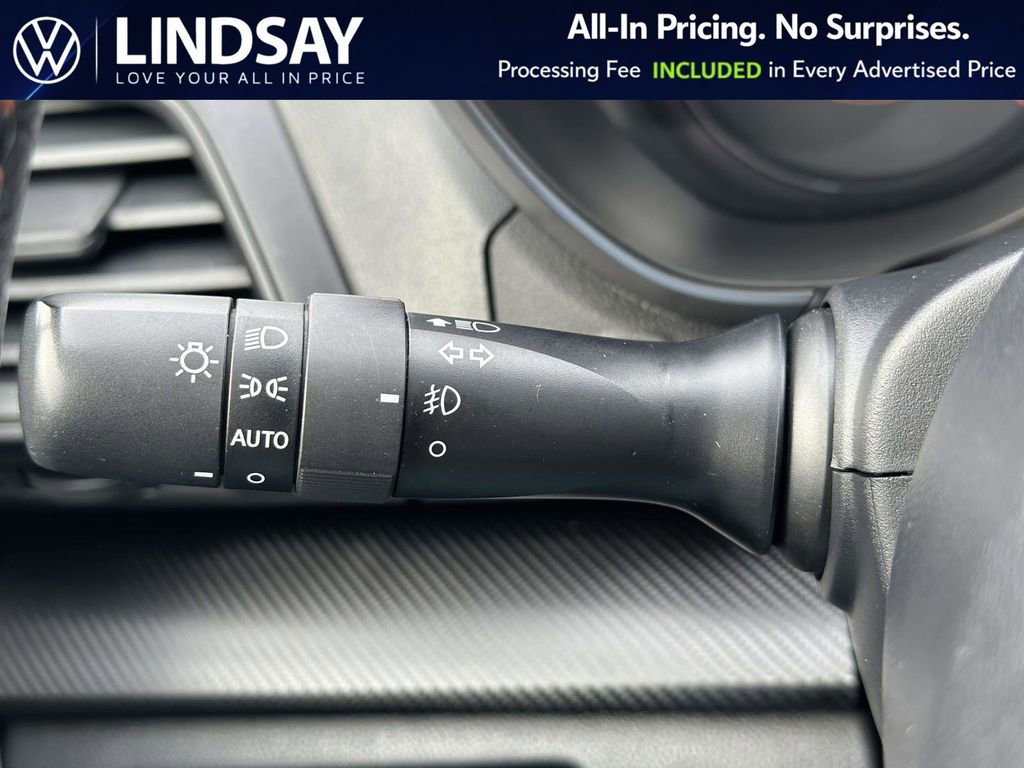 Used 2022 Subaru Crosstrek 2.0i Premium w/ Moonroof Package image 22