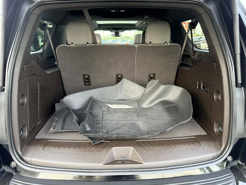 Used 2022 Chevrolet Suburban LT w/ LT Signature Package AWD/4WD image 20