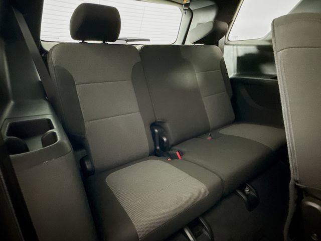 Used 2023 Chevrolet Traverse LT w/ LPO, Floor Liner Package image 27