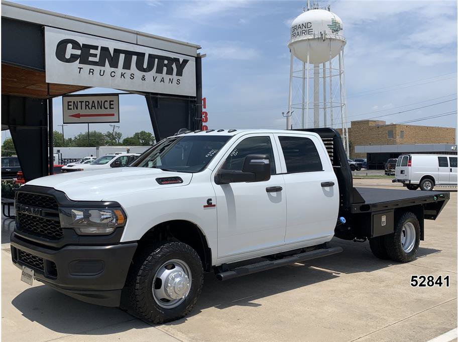 Used 2024 RAM 3500 Tradesman w/ Max Tow Package AWD/4WD image 1