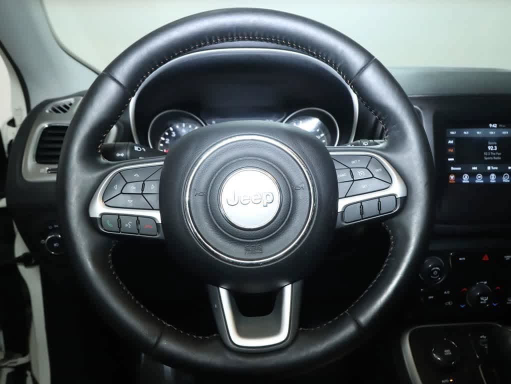 Used 2017 Jeep Compass Latitude w/ Popular Equipment Group AWD/4WD image 23