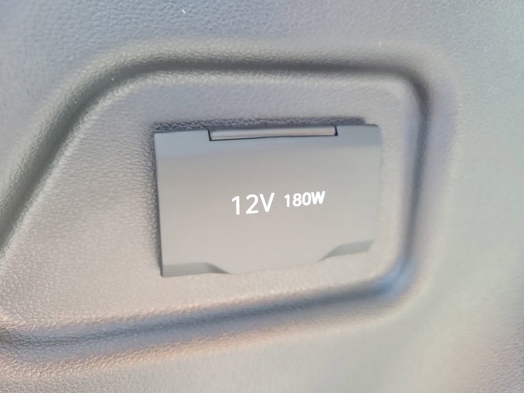 New 2026 Hyundai Tucson SE image 8