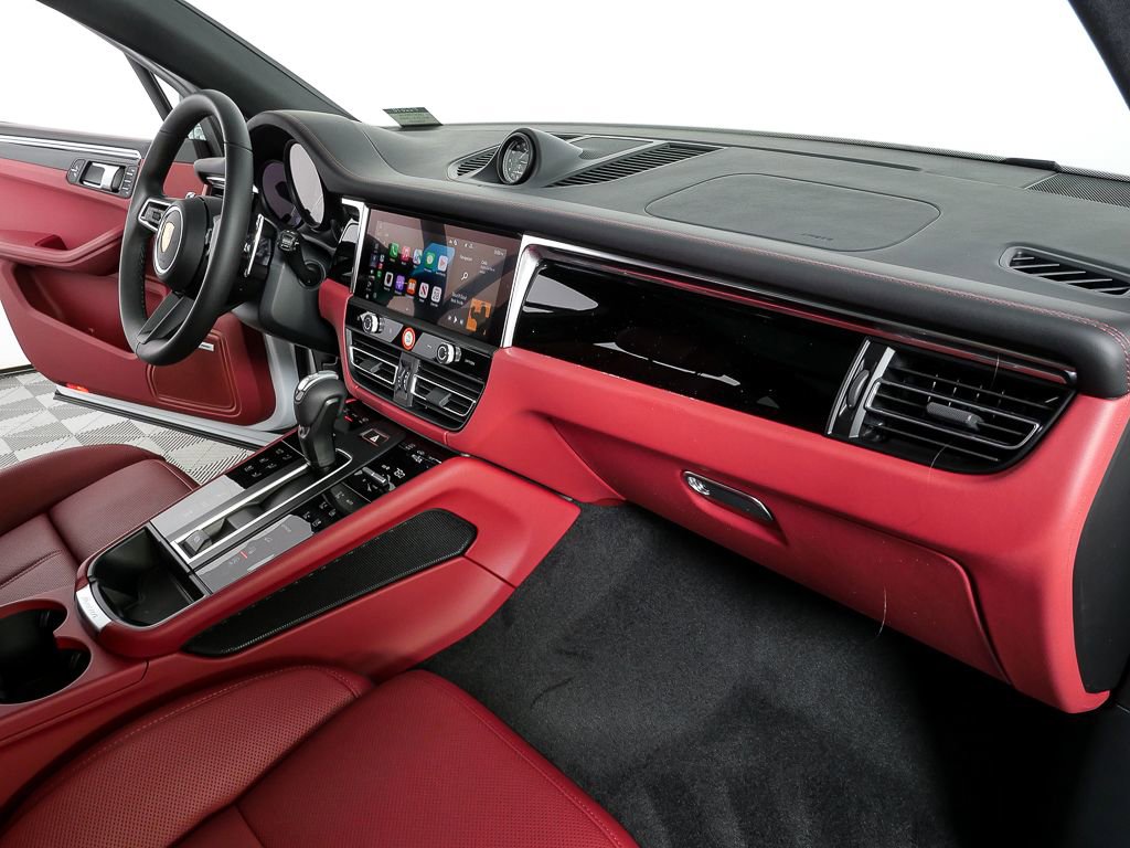 New 2026 Porsche Macan S image 24