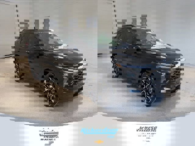 New 2026 Chevrolet Trax RS w/ Sunroof Package image 1