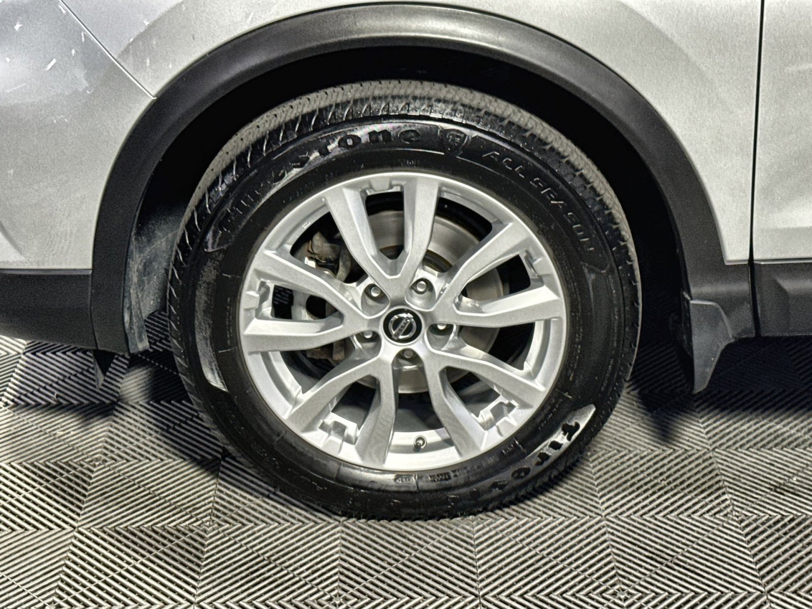 Used 2022 Nissan Rogue Sport SV image 12