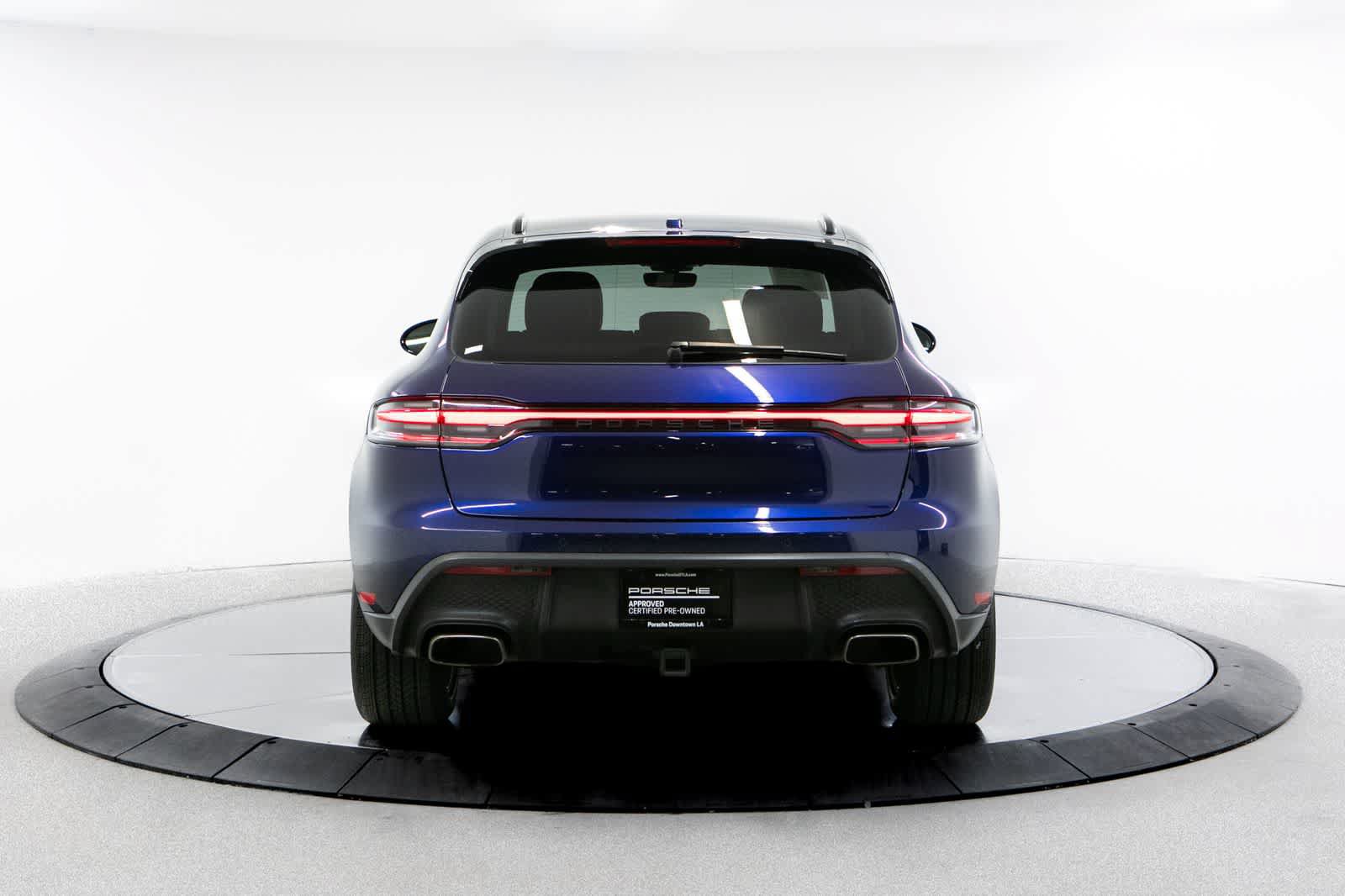 Certified 2023 Porsche Macan AWD/4WD image 6