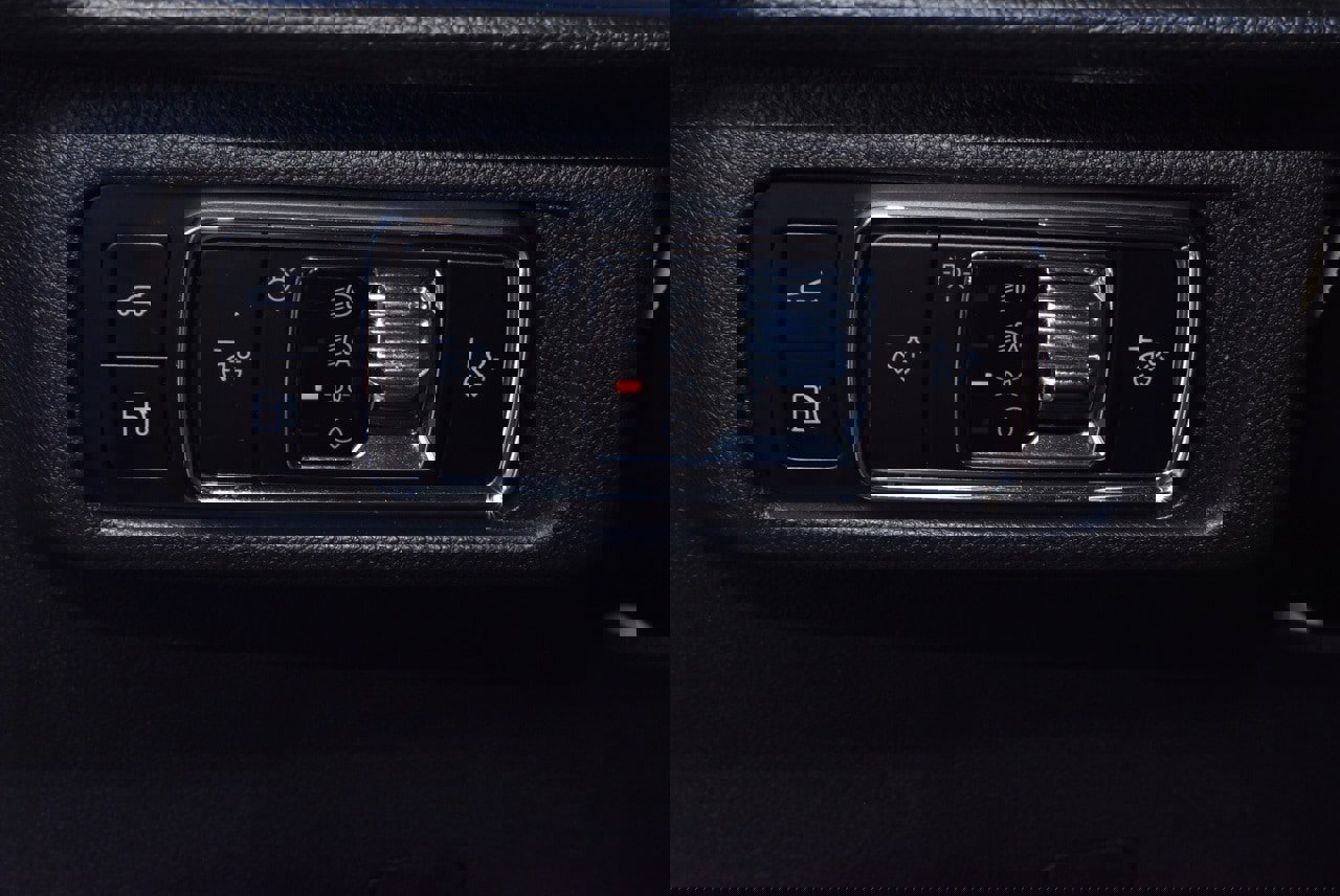 Certified 2025 Lincoln Corsair Grand Touring w/ Equipment Group 301A image 32